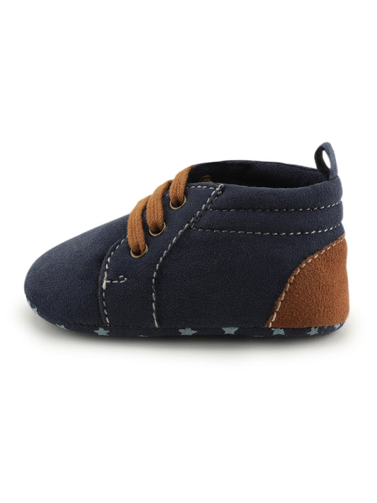 The Jump - Dark blue laces sneakers